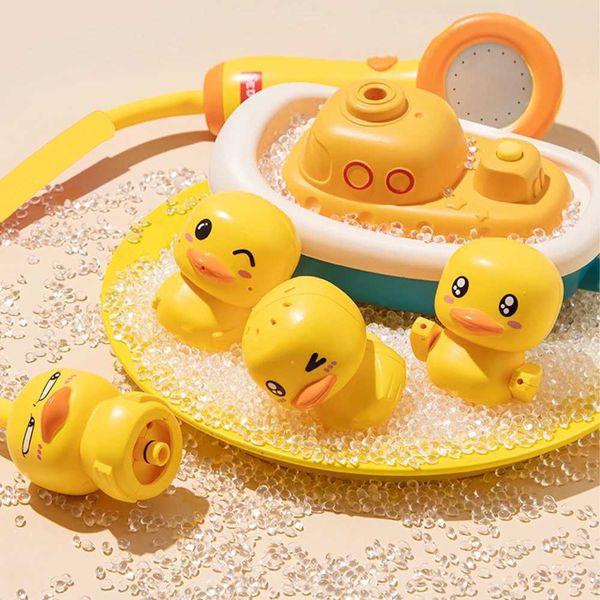 Adorable duck-shaped electric bath toys that spray water, perfect for kids' bathtime fun and interactive play during showers or baths, ideal as toddler gifts