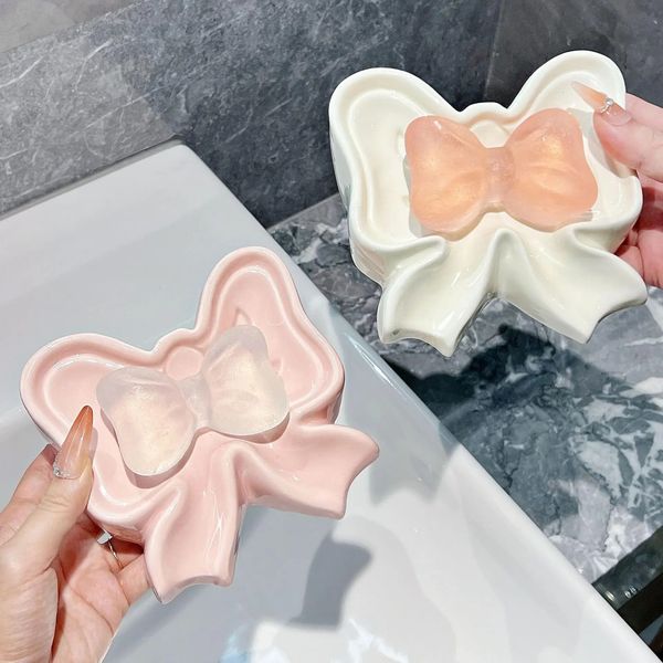 Creative decorative self-draining soap dish with non-slip ceramic holder for bathroom storage