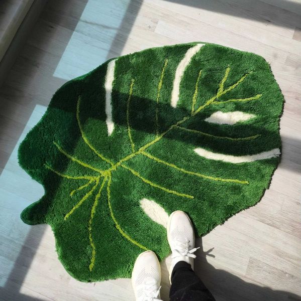 Monstera Leaf Rugs for Bedroom - Minimalist Home Decor, Handmade Housewarming Gift, Soft Kitchen and Bathroom Mat Z250211