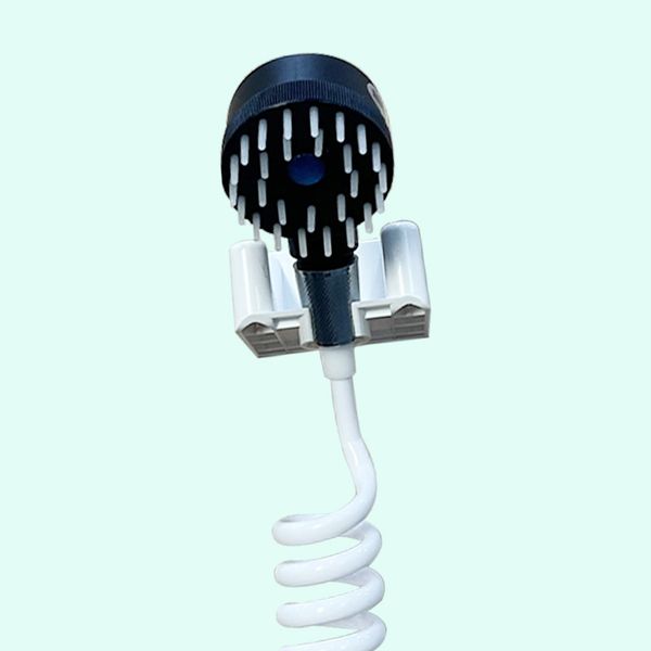 Rinsing tools for shower and bath cleaning supplies