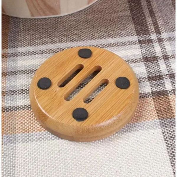 Round eco-friendly bamboo soap dish, handmade, 8x8cm, ideal for bathroom use