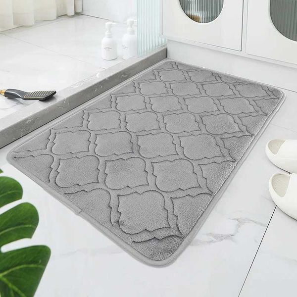 Striped absorbent bath mat, quick-drying and anti-slip, ultra-soft kitchen carpet perfect for bathroom or bedroom use